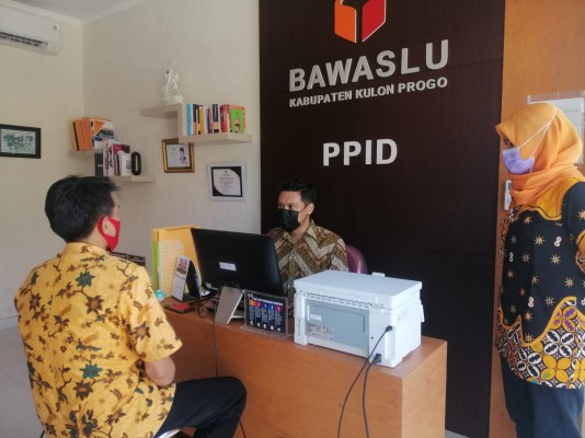 Wujudkan Excellent Service, Bawaslu Kulon Progo Gelar Simulasi Pelayanan Informasi Publik