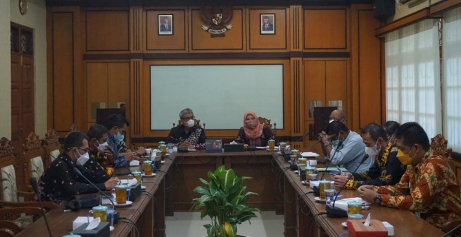 Bersiap Bentuk Panwaslu Kecamatan, Bawaslu Kulon Progo Audiensi dengan Pj Bupati