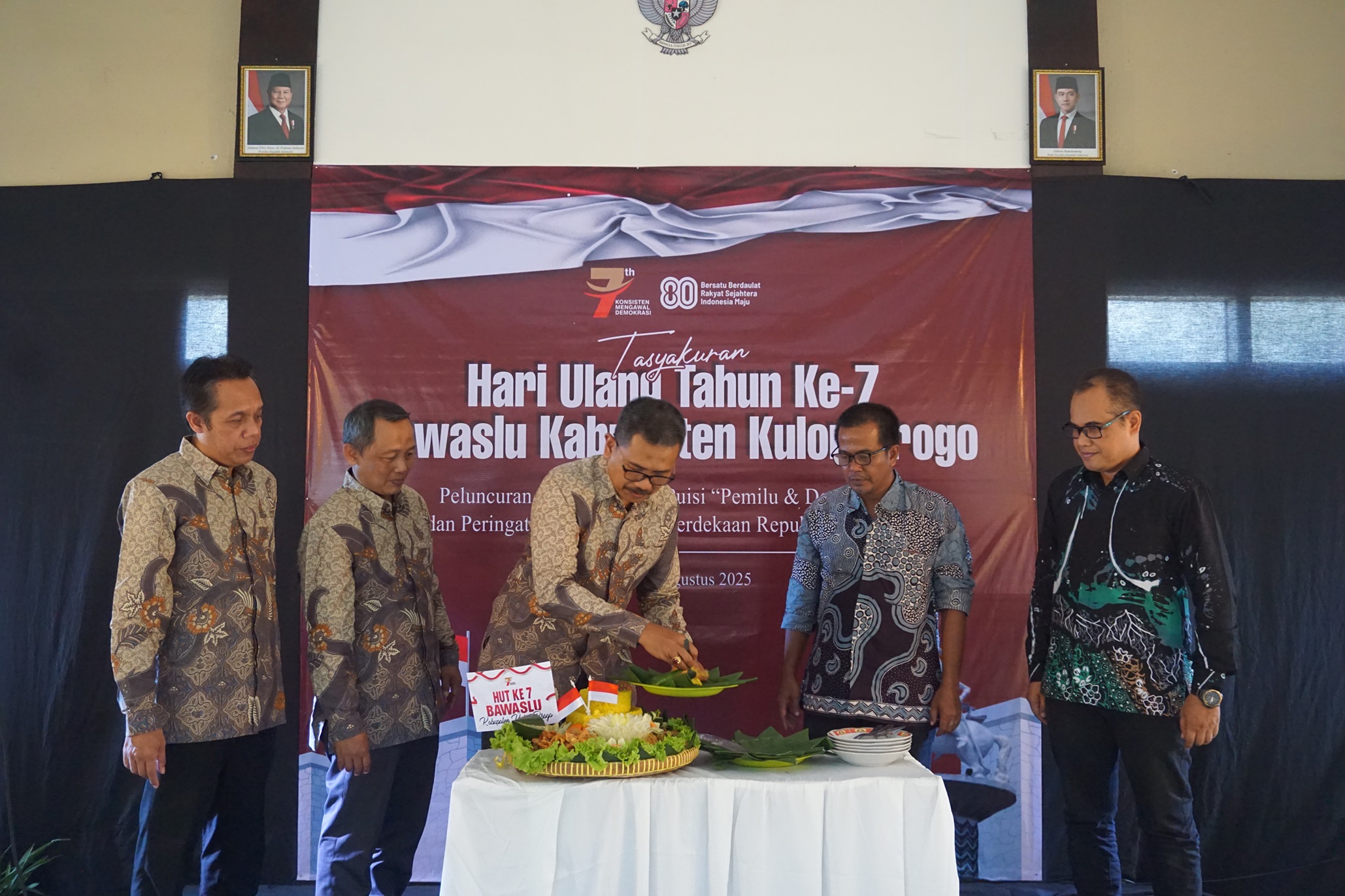 Pemotongan Tumpeng