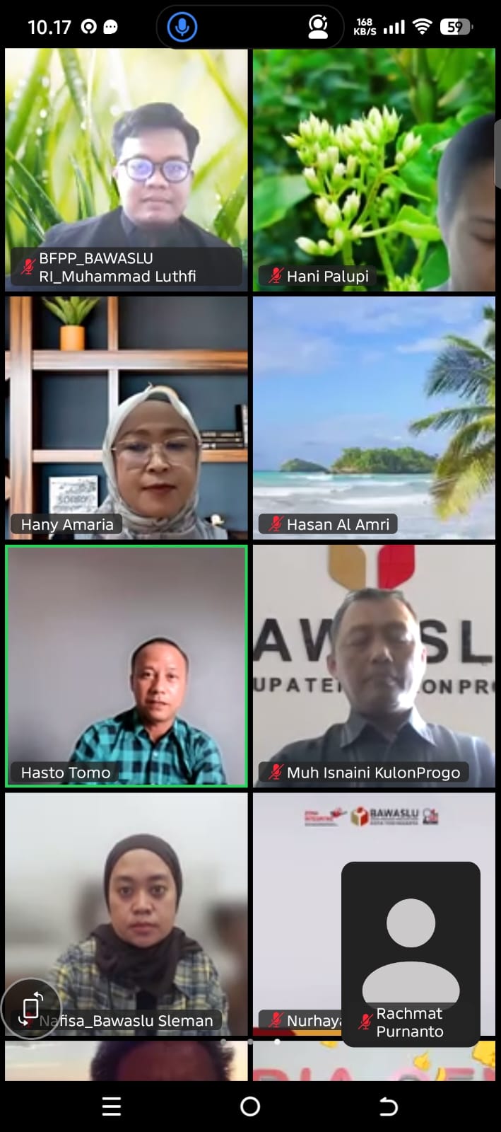 Jajaran Bawaslu Kabupaten Kulon Progo mengikuti kegiatan Silih Suluh Teknis Penyusunan Formulir Model A (Laporan Hasil Pengawasan) yang diselenggarakan Bawaslu DIY secara daring melalui Zoom Meeting, Jumat (21/8/2026)